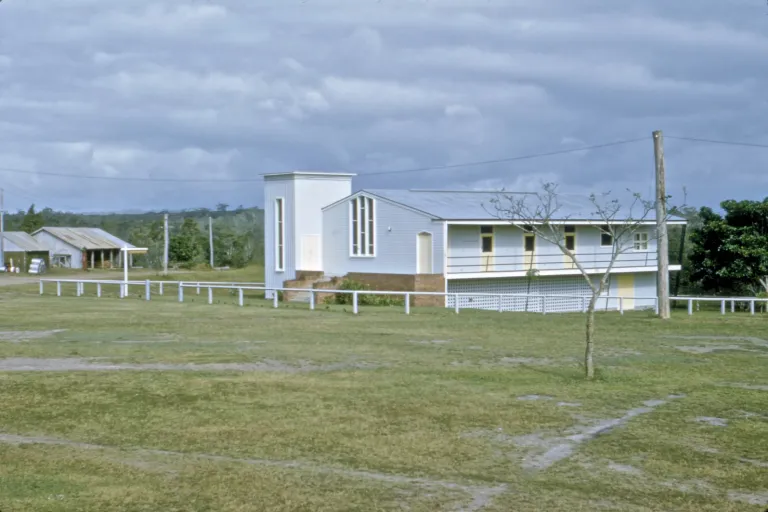27-mona-mona_queensland
