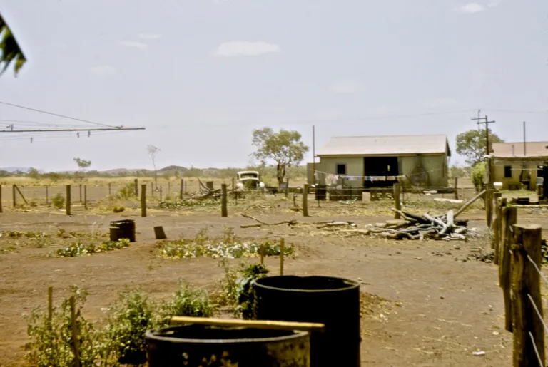 38-halls-creek_20835915269_o